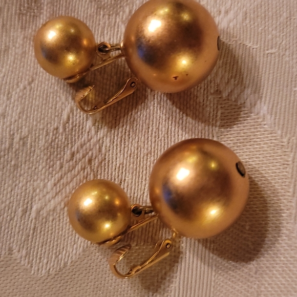 Gold Balla Clip--on Earrings - Picture 3 of 3